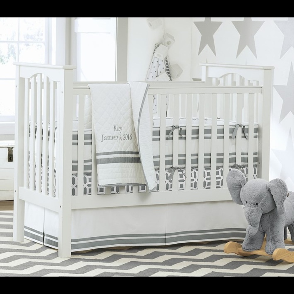 Pottery Barn Kids Harper Crib Skirt (Gray)